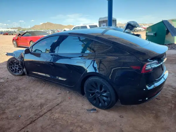 5YJ3E1EA3NF333632 2022 TESLA MODEL 3 - Image 2