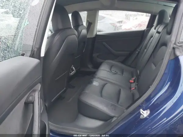 5YJ3E1EA3NF341830 2022 TESLA MODEL 3 - Image 8
