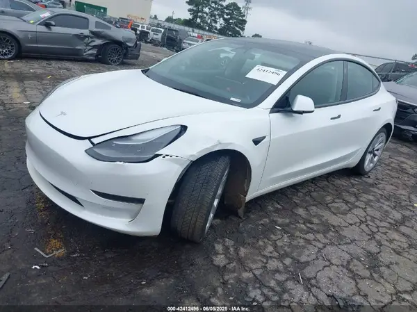 5YJ3E1EA3NF348292 2022 TESLA MODEL 3 - Image 2