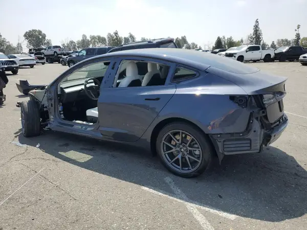 5YJ3E1EA3NF348602 2022 TESLA MODEL 3 - Image 2