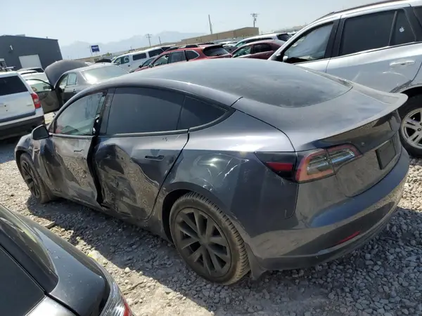 5YJ3E1EA3NF348924 2022 TESLA MODEL 3 - Image 2