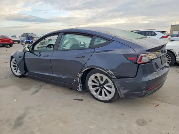 5YJ3E1EA3NF351158 2022 TESLA MODEL 3 - Image 2