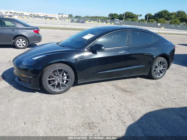 5YJ3E1EA3NF351306 2022 TESLA MODEL 3 - Image 2