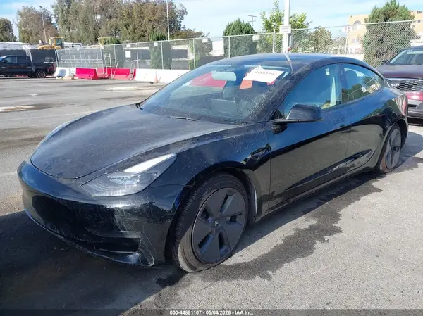 5YJ3E1EA3NF359812 2022 TESLA MODEL 3 - Image 2
