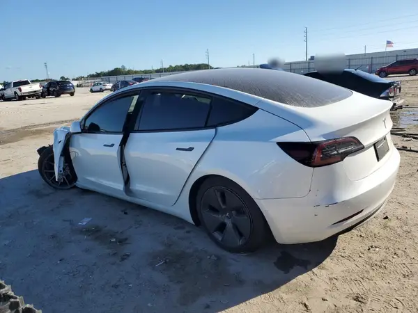 5YJ3E1EA3NF360118 2022 TESLA MODEL 3 - Image 2
