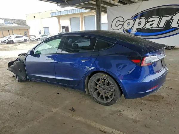 5YJ3E1EA3NF362564 2022 TESLA MODEL 3 - Image 2