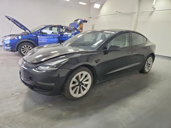 5YJ3E1EA3NF368526 2022 TESLA MODEL 3 - Image 1