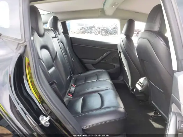 5YJ3E1EA3NF368543 2022 TESLA MODEL 3 - Image 8