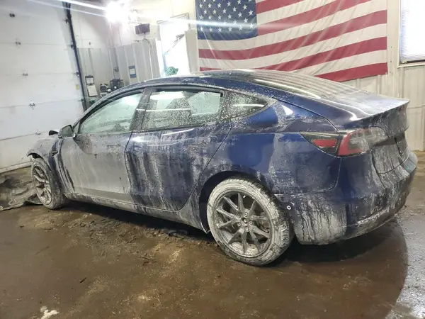 5YJ3E1EA3NF369112 2022 TESLA MODEL 3 - Image 2