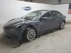 5YJ3E1EA3NF369689 2022 TESLA MODEL 3