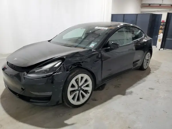 5YJ3E1EA3NF370244 2022 TESLA MODEL 3 - Image 1