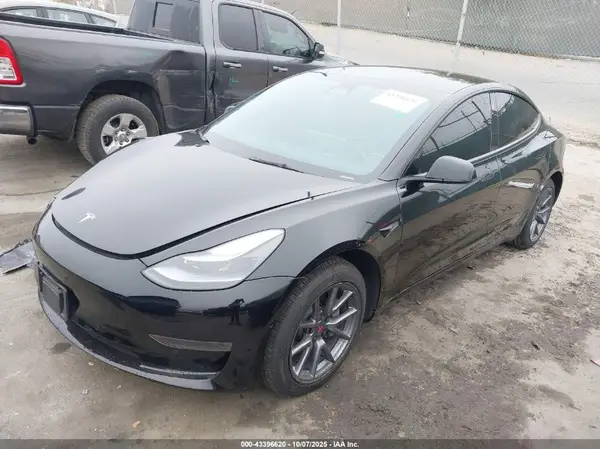 5YJ3E1EA3NF374052 2022 TESLA MODEL 3 - Image 2