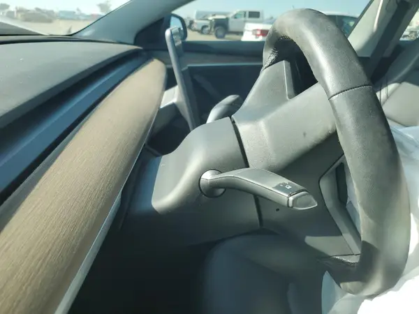 5YJ3E1EA3NF376030 2022 TESLA MODEL 3 - Image 8