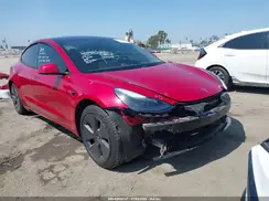5YJ3E1EA3NF376593 2022 TESLA MODEL 3