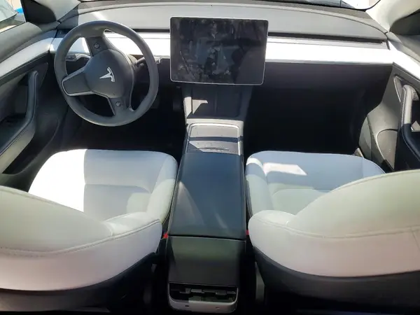 5YJ3E1EA3PF383417 2023 TESLA MODEL 3 - Image 8