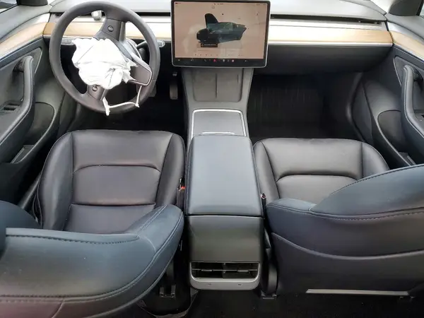 5YJ3E1EA3PF396197 2023 TESLA MODEL 3 - Image 8