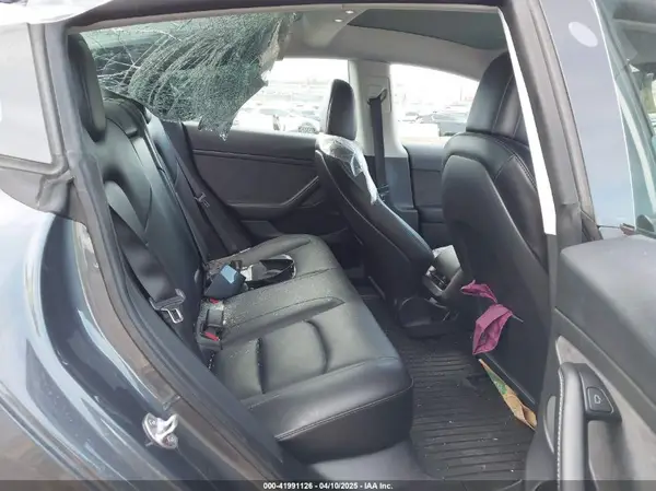 5YJ3E1EA3PF400765 2023 TESLA MODEL 3 - Image 8