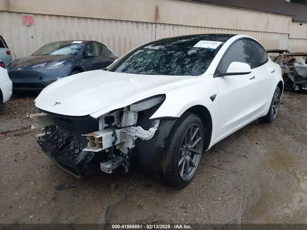5YJ3E1EA3PF401446 2023 TESLA MODEL 3 - Image 2