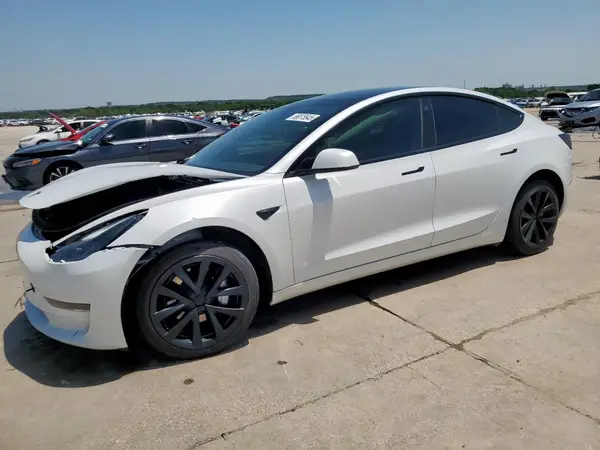 5YJ3E1EA3PF405917 2023 TESLA MODEL 3 - Image 1