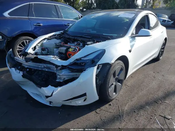 5YJ3E1EA3PF407778 2023 TESLA MODEL 3 - Image 2
