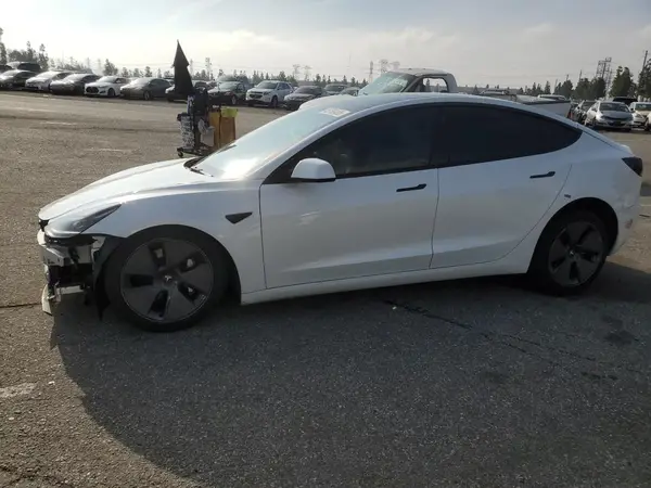 5YJ3E1EA3PF409112 2023 TESLA MODEL 3 - Image 1