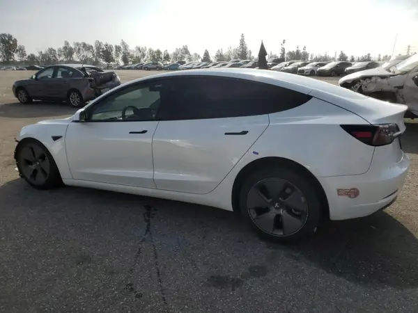 5YJ3E1EA3PF409112 2023 TESLA MODEL 3 - Image 2