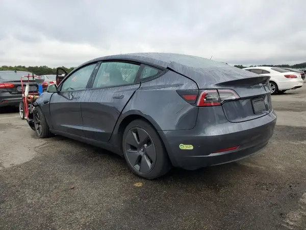 5YJ3E1EA3PF409451 2023 TESLA MODEL 3 - Image 2