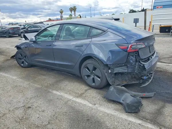 5YJ3E1EA3PF417436 2023 TESLA MODEL 3 - Image 2