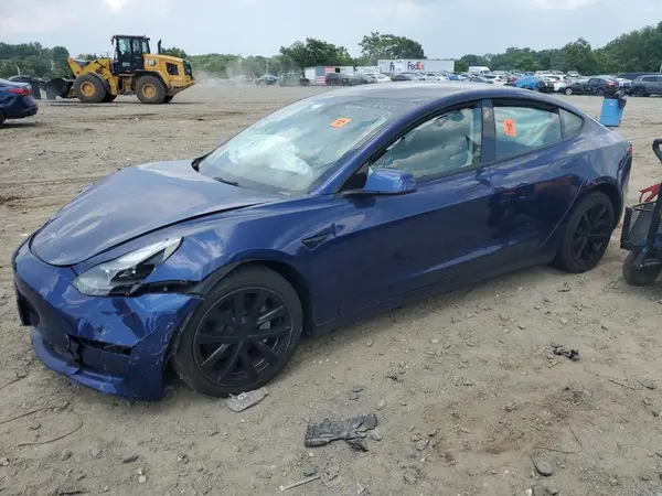 5YJ3E1EA3PF426945 2023 TESLA MODEL 3 - Image 1