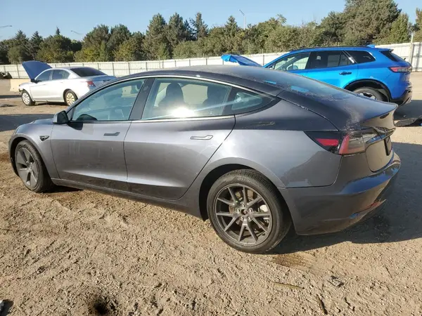 5YJ3E1EA3PF428498 2023 TESLA MODEL 3 - Image 2