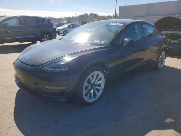 5YJ3E1EA3PF429702 2023 TESLA MODEL 3 - Image 1
