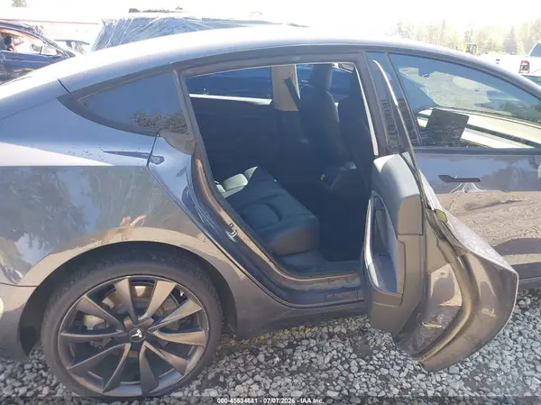 5YJ3E1EA3PF432521 2023 TESLA MODEL 3 - Image 8