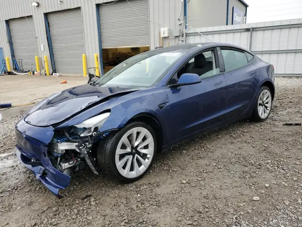 5YJ3E1EA3PF434205 2023 TESLA MODEL 3 - Image 1