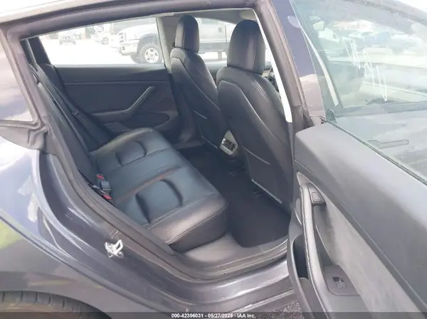 5YJ3E1EA3PF435158 2023 TESLA MODEL 3 - Image 8