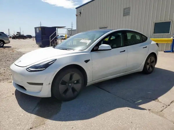 5YJ3E1EA3PF436245 2023 TESLA MODEL 3 - Image 1