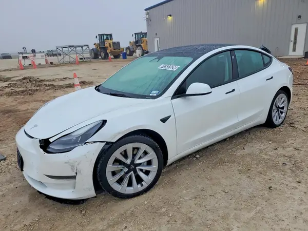 5YJ3E1EA3PF437833 2023 TESLA MODEL 3 - Image 1
