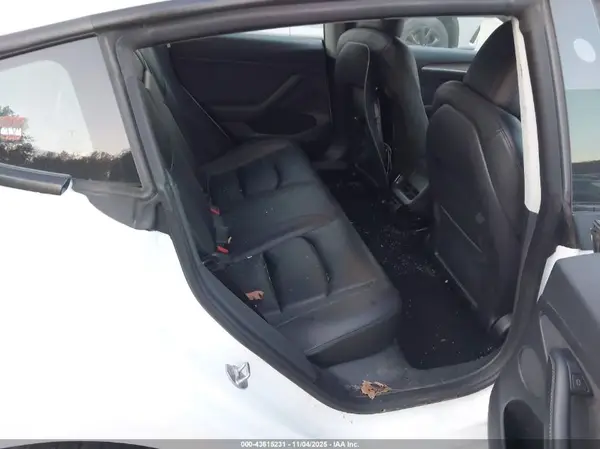 5YJ3E1EA3PF438755 2023 TESLA MODEL 3 - Image 8