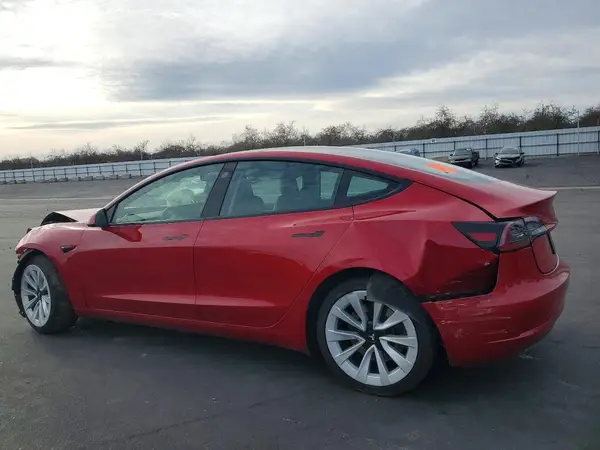 5YJ3E1EA3PF439033 2023 TESLA MODEL 3 - Image 2