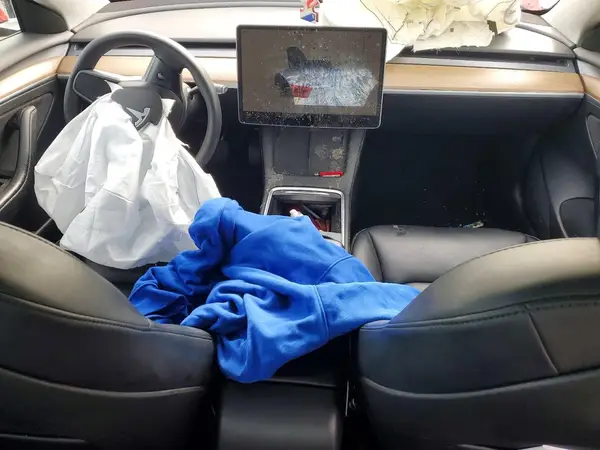 5YJ3E1EA3PF439033 2023 TESLA MODEL 3 - Image 8