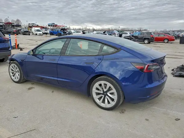 5YJ3E1EA3PF439047 2023 TESLA MODEL 3 - Image 2