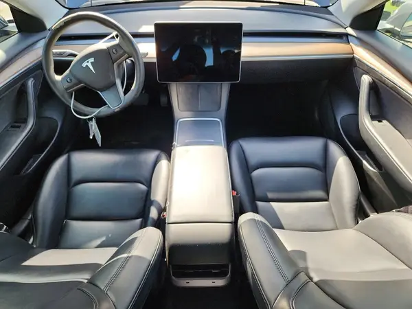 5YJ3E1EA3PF447794 2023 TESLA MODEL 3 - Image 8