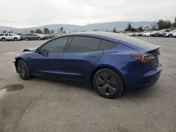 5YJ3E1EA3PF451022 2023 TESLA MODEL 3 - Image 2
