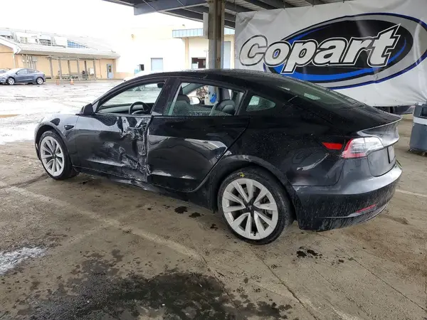 5YJ3E1EA3PF452087 2023 TESLA MODEL 3 - Image 2