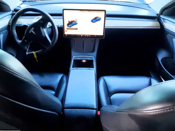 5YJ3E1EA3PF453563 2023 TESLA MODEL 3 - Image 8