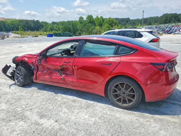 5YJ3E1EA3PF453899 2023 TESLA MODEL 3 - Image 2
