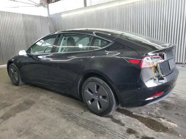 5YJ3E1EA3PF454115 2023 TESLA MODEL 3 - Image 2