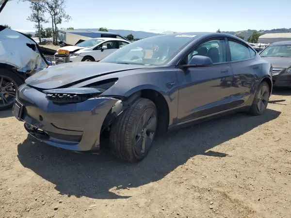 5YJ3E1EA3PF455538 2023 TESLA MODEL 3 - Image 1