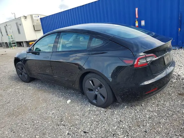 5YJ3E1EA3PF456298 2023 TESLA MODEL 3 - Image 2