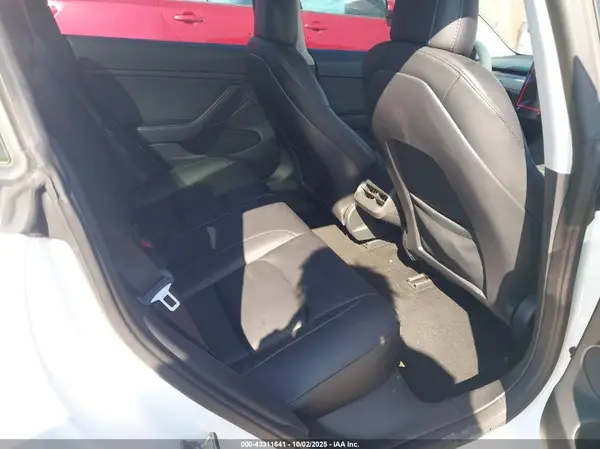5YJ3E1EA3PF457807 2023 TESLA MODEL 3 - Image 8