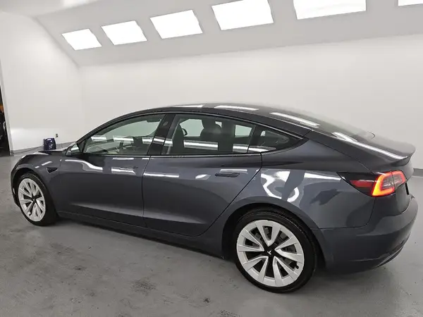 5YJ3E1EA3PF459640 2023 TESLA MODEL 3 - Image 2